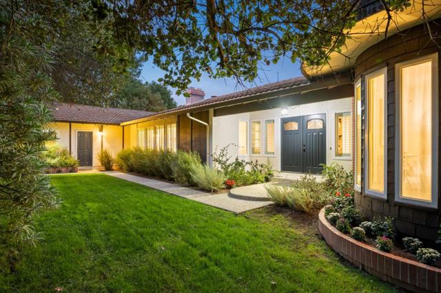 168 Sunrise Drive, Woodside CA: https://media.crmls.org/mediaz/7eb27659-3440-41d1-847b-9daae376a433.jpg