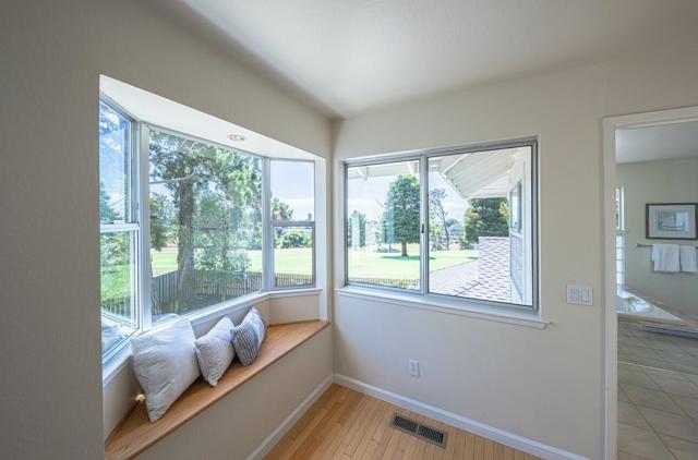175 Tamarack Drive, Aptos CA: https://media.crmls.org/mediaz/7eb3054d-a18a-4d84-9f8d-3d81d1f98917.jpg
