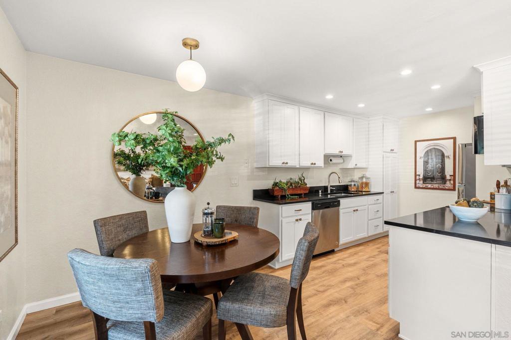 5025 Collwood Way - photo 6