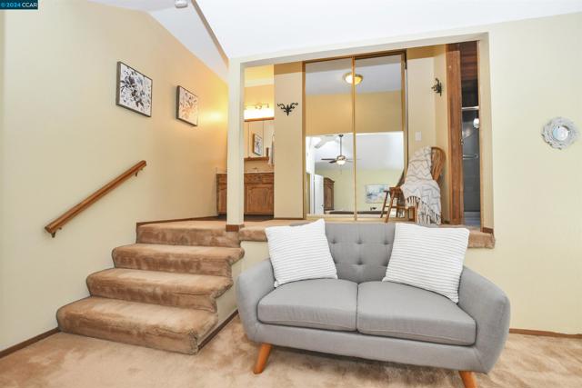 Image 19 of 43 For 4484 Snowberry Ct