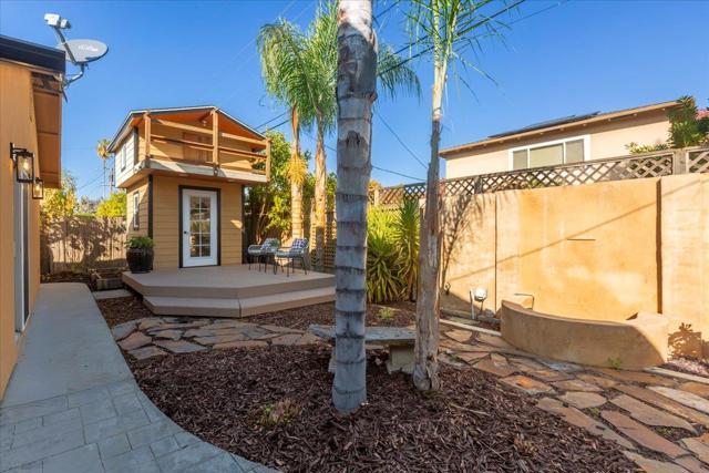 167 Las Astas Drive, Los Gatos CA: https://media.crmls.org/mediaz/7eb404d2-f150-4ffe-967e-f3365be232fe.jpg