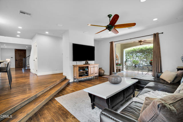 171 N Sunset Place, Monrovia CA: https://media.crmls.org/mediaz/7eb469a5-1b88-44e4-884b-7ac916aac12d.jpg