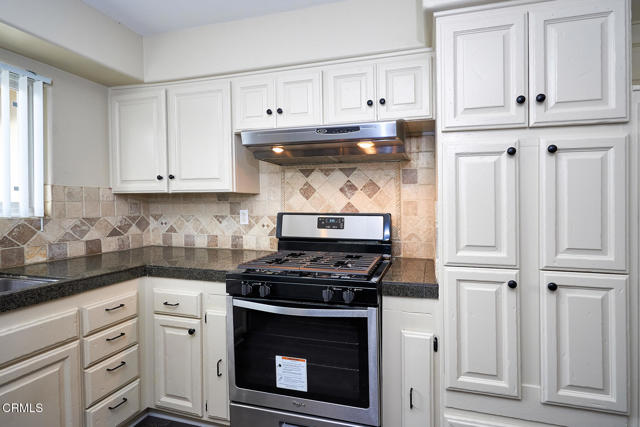 1700 Arlene Avenue, Oxnard CA: https://media.crmls.org/mediaz/7eb47b7f-8524-47d2-a060-d9fbc9a46969.jpg