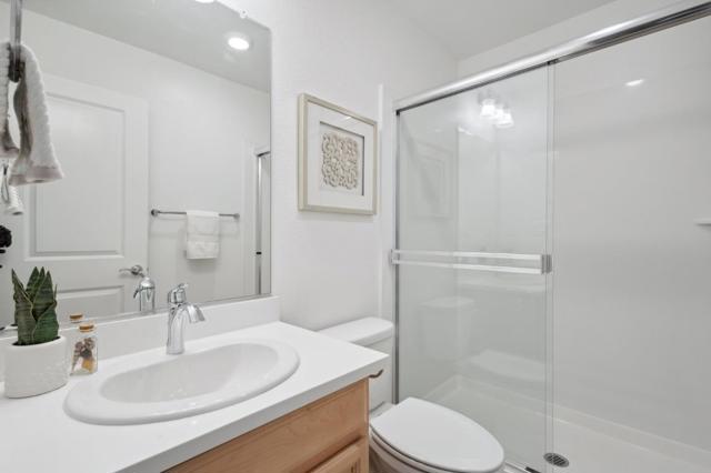24227 2nd Street, Hayward CA: https://media.crmls.org/mediaz/7eb4ab31-6824-4cef-968b-24876707d8c1.jpg