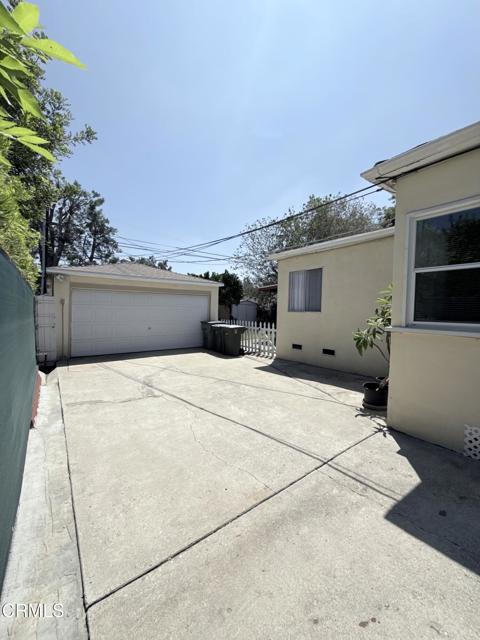 250 S Berkeley Avenue, Pasadena CA: https://media.crmls.org/mediaz/7eb5f952-6ef3-496d-9b1f-b5eb2a1efc7e.jpg