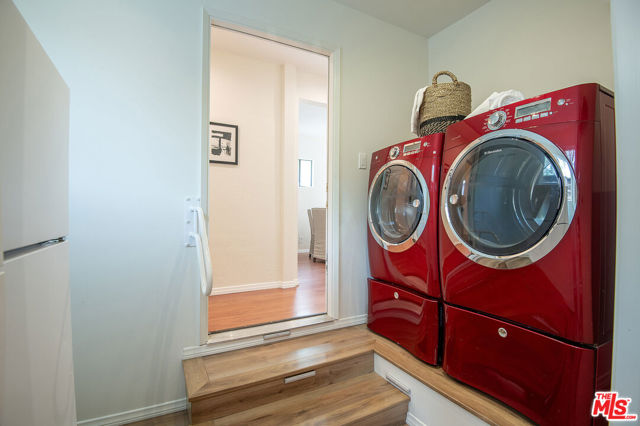 12558 El Merrie Del Drive, Sylmar CA: https://media.crmls.org/mediaz/7eb710b4-905a-4f44-ad1c-6b1e7d32b01f.jpg