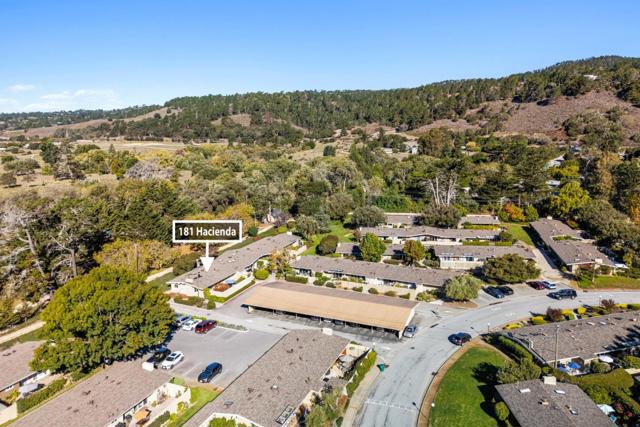 181 Hacienda Carmel, Carmel CA: https://media.crmls.org/mediaz/7eb7b989-4fbb-48ee-aa86-4d71d9c358ab.jpg