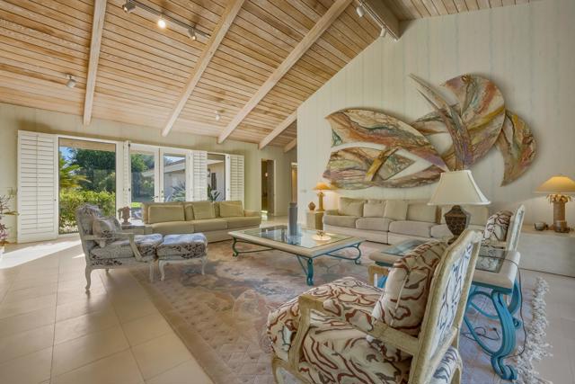 71170 W Thunderbird Terrace, Rancho Mirage CA: https://media.crmls.org/mediaz/7eb8ad72-2d21-4bb4-ad33-51041566de9f.jpg