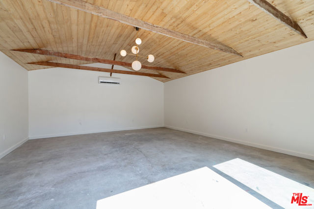 4031 Edenhurst Avenue, Los Angeles CA: https://media.crmls.org/mediaz/7eb91a25-867e-4a91-afc9-f816bbbd9646.jpg
