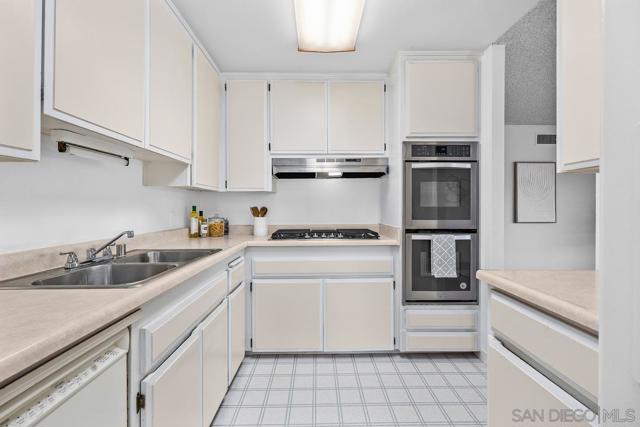 5374 Wellesley Street, La Mesa CA: https://media.crmls.org/mediaz/7eb93cf2-f0ae-433c-b2a9-6d6f872f3634.jpg