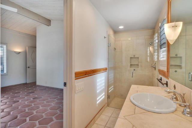 316 Pointing Rock Drive, Borrego Springs CA: https://media.crmls.org/mediaz/7eb9423f-680a-42bb-8eb7-d901abe2e01d.jpg