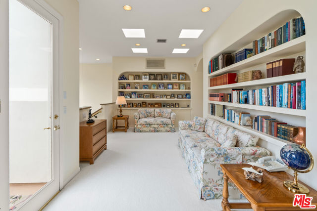 6400 Kanan Dume Road, Malibu CA: https://media.crmls.org/mediaz/7ebc23dc-07c4-445f-b1cc-d5254fadff80.jpg