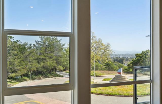 2506 Sage Street, San Mateo CA: https://media.crmls.org/mediaz/7ebdd000-71c8-4444-8538-af85323acdb0.jpg