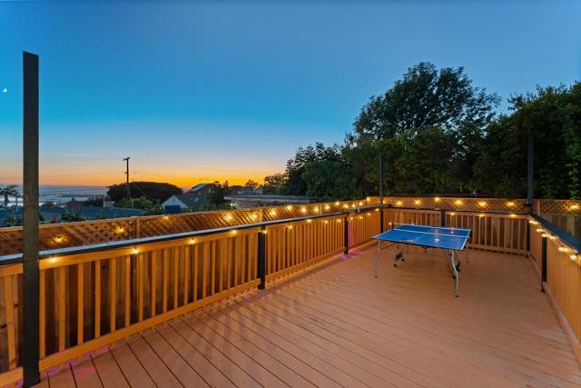 2736 Burgener Blvd, San Diego CA: https://media.crmls.org/mediaz/7ebe6ca4-2f25-4cb9-8e17-9e783ed921f3.jpg