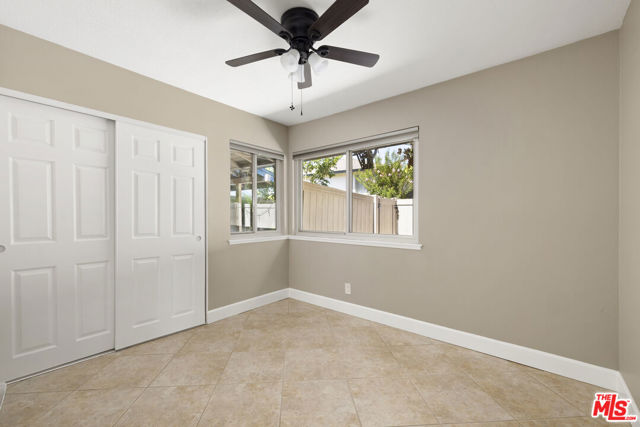1685 East Avenida De Las Flores photo 12
