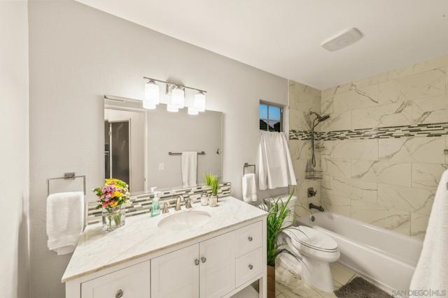10602 Rancho Carmel Dr., San Diego CA: https://media.crmls.org/mediaz/7ebf100a-e78e-45b0-af4d-6829a5242422.jpg