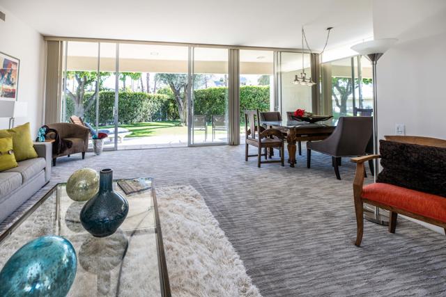 189 Desert Lakes Drive, Palm Springs CA: https://media.crmls.org/mediaz/7ec01a10-f73f-4a7b-82e0-74e2ff5351c5.jpg