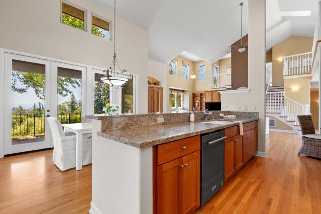 125 Orchard Heights Lane, Corralitos CA: https://media.crmls.org/mediaz/7ec03392-a6b4-4c26-ae99-b19f59276d91.jpg