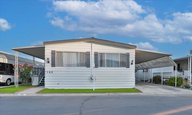 140 Granada Drive, Lodi CA: https://media.crmls.org/mediaz/7ec06b5b-ae2d-4483-9003-078a50738e9c.jpg