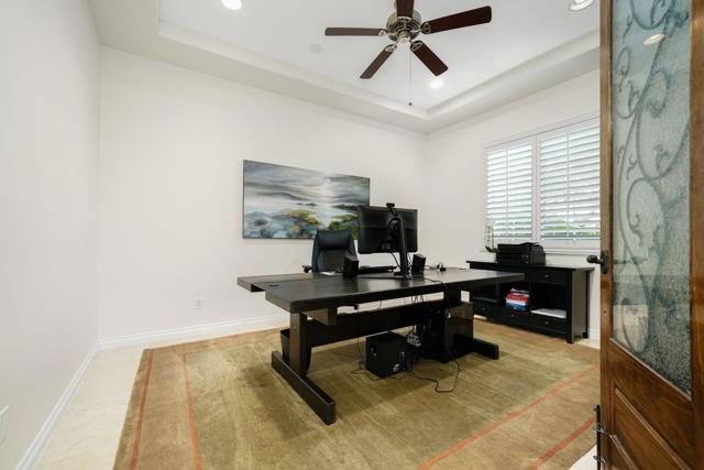 52395 Whispering Way, La Quinta CA: https://media.crmls.org/mediaz/7ec17bdb-cd7a-4065-ab54-942bcfde046d.jpg