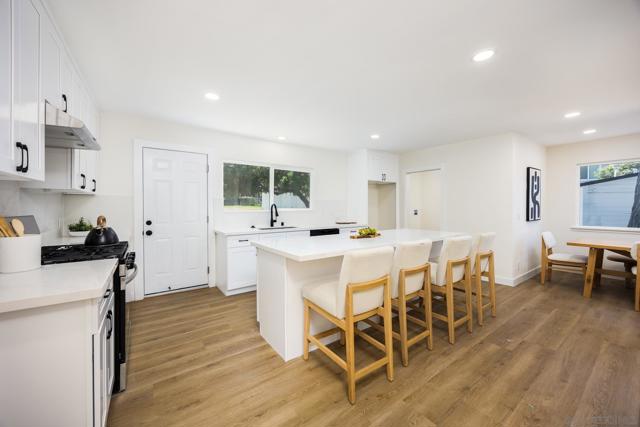 MLS #250031676SD image #10