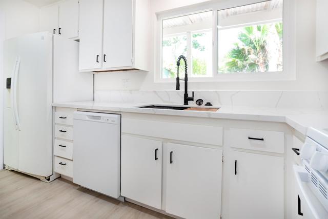 1441 Peacock Blvd, Oceanside CA: https://media.crmls.org/mediaz/7ec1f56b-f6a3-41d3-adc6-82a3dfca4909.jpg