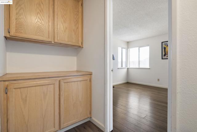 751 Pueblo Way, Vallejo CA: https://media.crmls.org/mediaz/7ec2c3e4-9ef7-46e0-9a1f-72b2c63a37b8.jpg