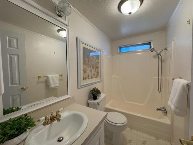 46 Seascape Drive, Half Moon Bay CA: https://media.crmls.org/mediaz/7ec3712a-e41f-4500-9911-3775b0c88702.jpg