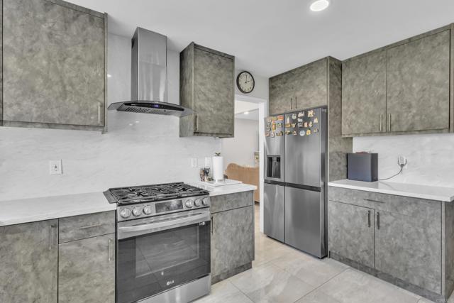 Detail Gallery Image 12 of 57 For 1935 Jasmine St, El Cajon,  CA 92021 - 4 Beds | 2/1 Baths