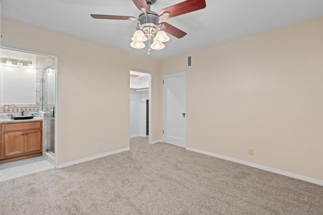 309 11 E Ave, Coronado CA: https://media.crmls.org/mediaz/7ec46e72-6338-48c9-904f-df4d0e70c50e.jpg