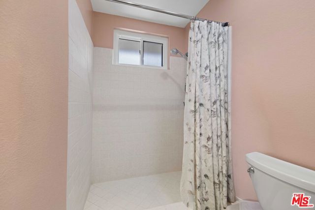 2701 Voorhees Avenue, Redondo Beach, California 90278, 2 Bedrooms Bedrooms, ,2 BathroomsBathrooms,Residential,For Sale,Voorhees,25578941