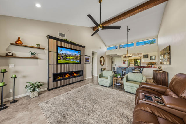 148 Las Lomas, Palm Desert, CA 92260