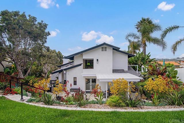 2127 Heather Ln, Del Mar CA: https://media.crmls.org/mediaz/7ec71174-d1d9-4c46-8a67-e628a1fcb04c.jpg