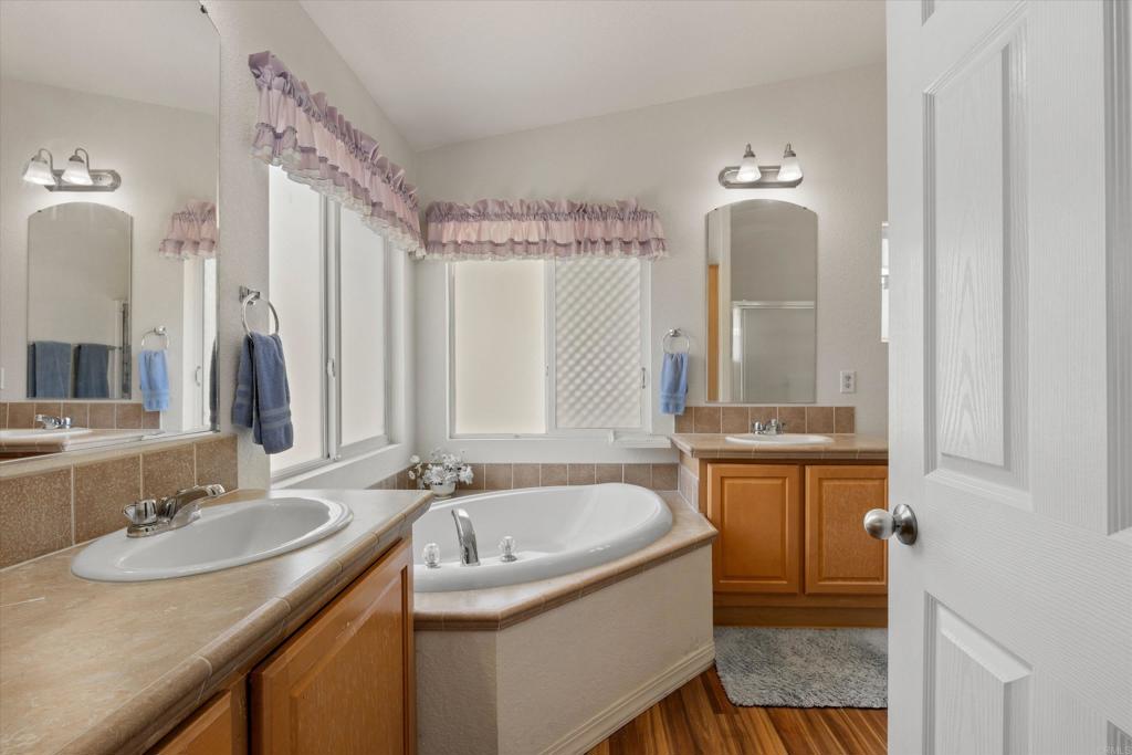 3535 Linda Vista Drive - photo 20