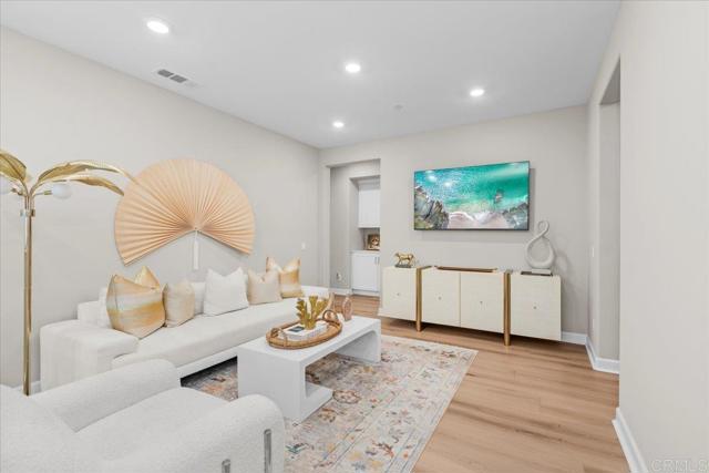 660 Westbrook Loop, San Marcos CA: https://media.crmls.org/mediaz/7ec8a449-da3e-45f7-b332-e77a065f79c0.jpg