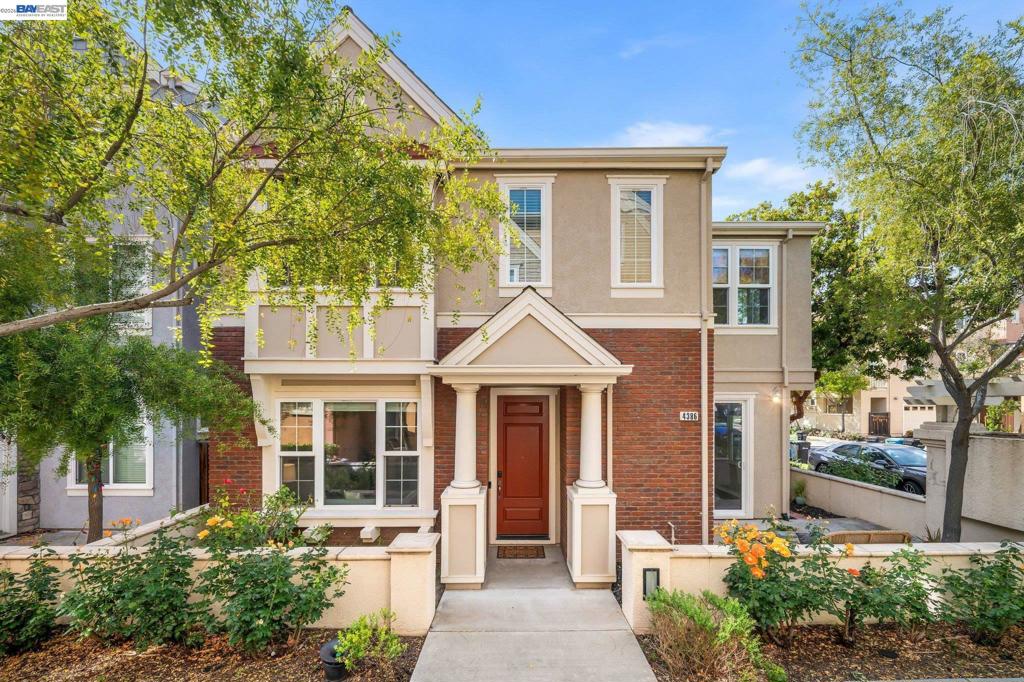 4386 Laird Circle
