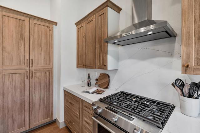 15202 Monticello Way, Morgan Hill CA: https://media.crmls.org/mediaz/7ecaa77f-e134-4543-92e3-0f8aee91cae1.jpg
