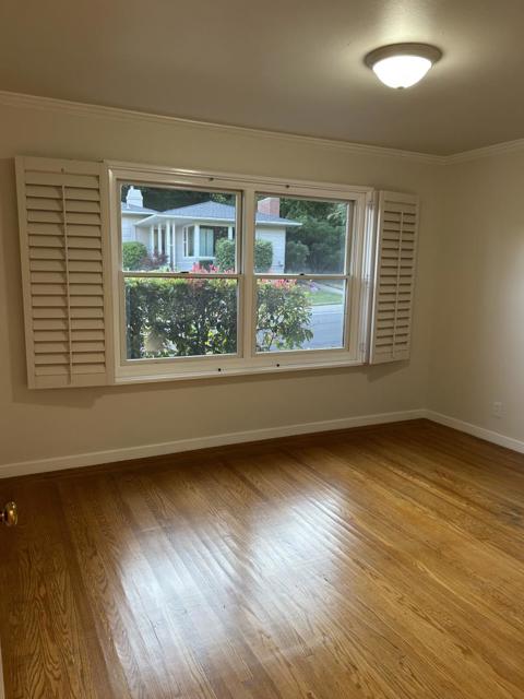 254 Mountain View Avenue, San Rafael CA: https://media.crmls.org/mediaz/7ecab784-3023-41f8-848c-1cd1818016f9.jpg