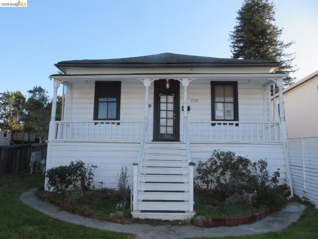 1731 San Pablo Ave, Pinole CA: https://media.crmls.org/mediaz/7ecaf705-3d42-408f-8b3a-bb7293fb2ad1.jpg