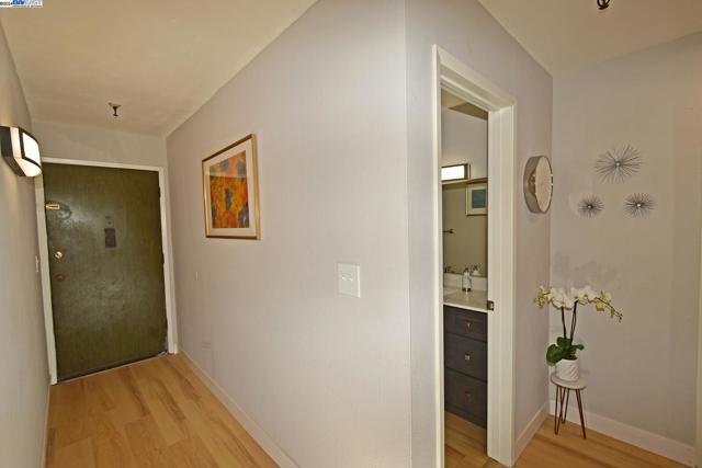 Image 34 of 38 For 303 Adams St  109