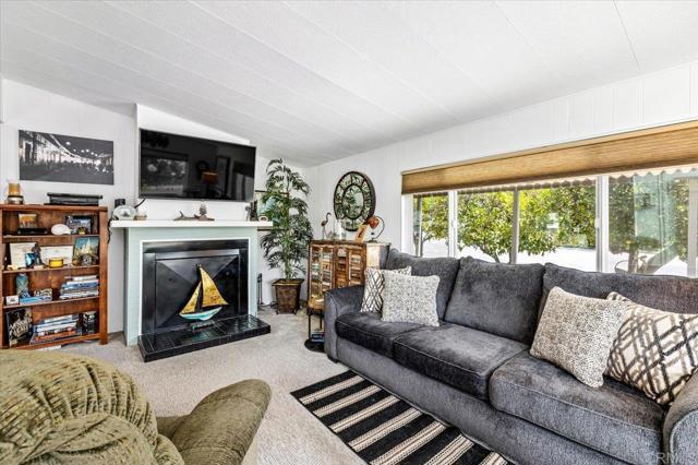 18218 Paradise Mountain Rd, Valley Center CA: https://media.crmls.org/mediaz/7ecbfa93-b137-463f-aff0-2cc94689bca2.jpg