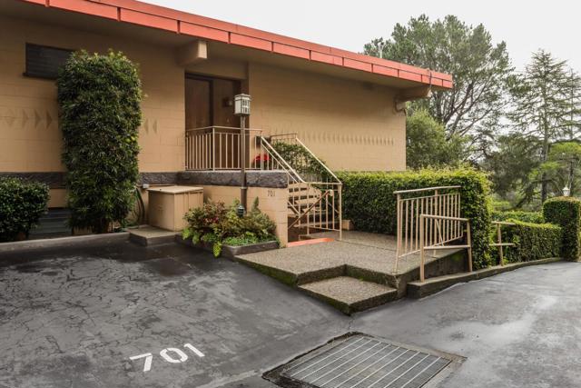 50 Mounds Road, San Mateo CA: https://media.crmls.org/mediaz/7ecc0df6-ae7c-4708-9e8c-6f2da30bca1b.jpg