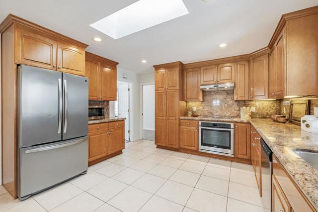 6113 Oak Forest, San Jose CA: https://media.crmls.org/mediaz/7ecc13fe-14a9-4168-b1b4-3a0a1d7dcd46.jpg