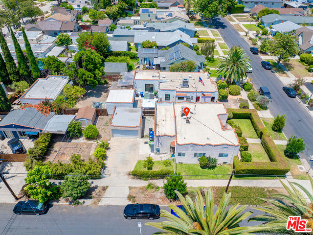3300 Garden Avenue, Los Angeles CA: https://media.crmls.org/mediaz/7ecd9bdb-ad91-43bc-9b07-8c7bd8fb0f19.jpg