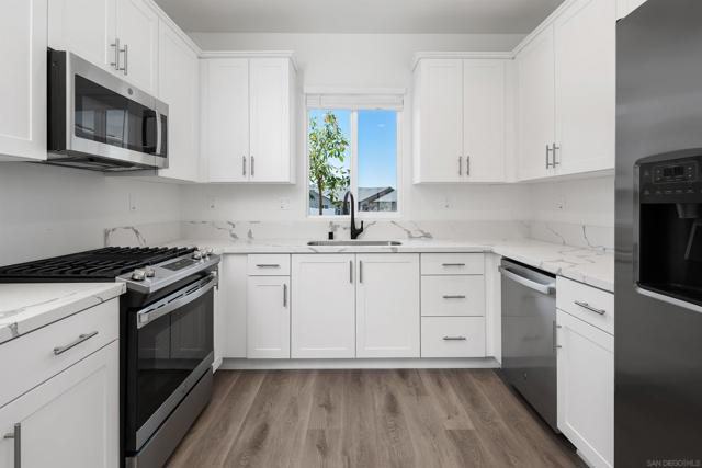 1624 Mauzy Way, El Cajon CA: https://media.crmls.org/mediaz/7ecda958-8c50-4b84-94a1-cfea4fad354d.jpg