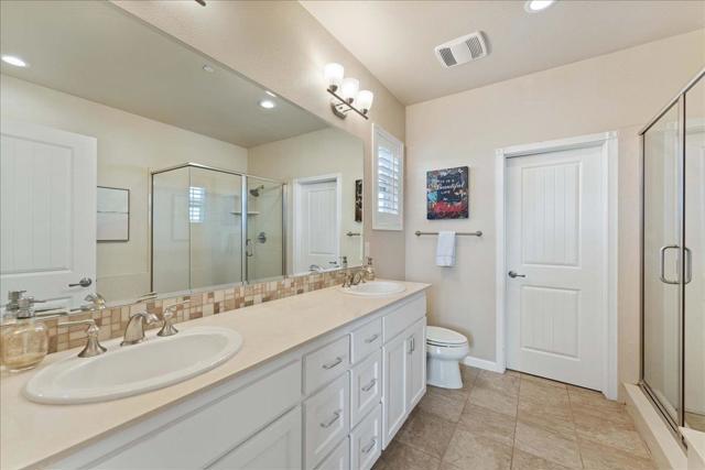 1600 Panorama Drive, Hollister CA: https://media.crmls.org/mediaz/7ece9ca0-ff09-4451-ac95-49aac5c44c69.jpg