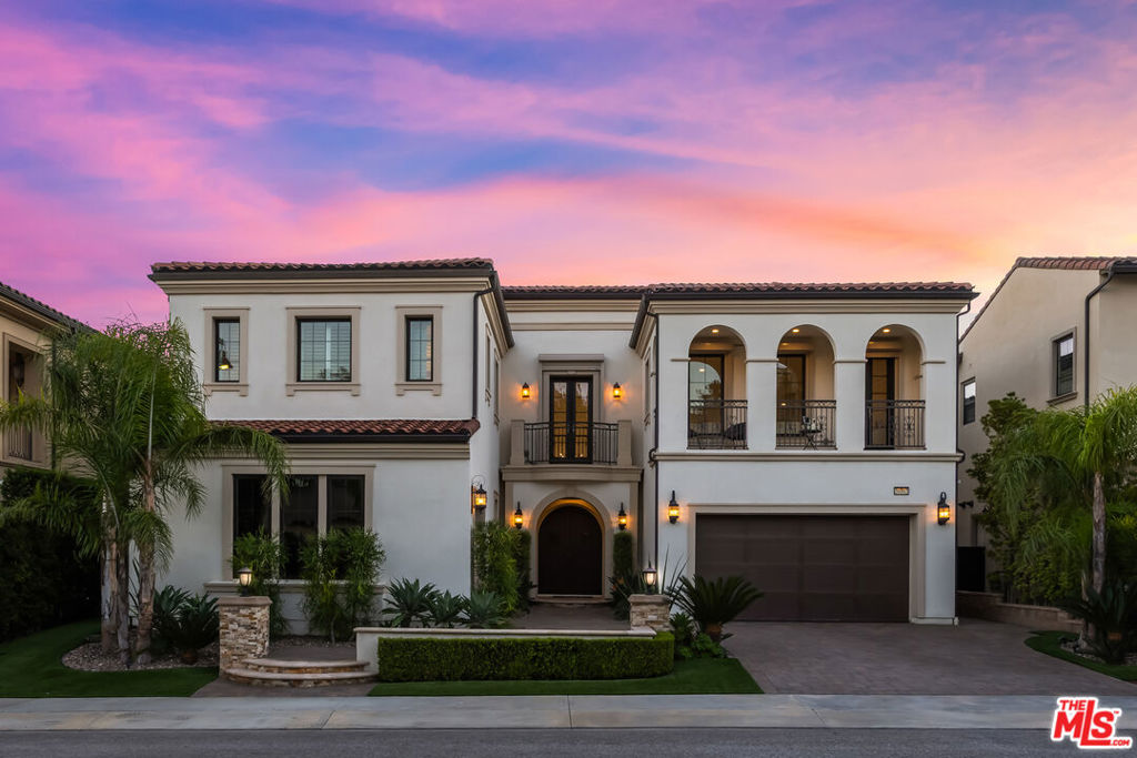 20162 W Cromwell Way