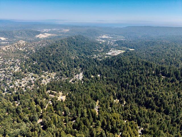 865 Valley View Road, Ben Lomond CA: https://media.crmls.org/mediaz/7ed075f1-dcbb-445c-98b2-fe94e826dbec.jpg