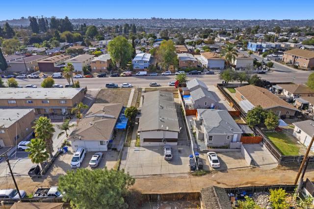 Detail Gallery Image 4 of 28 For 447 Grand Ave, Spring Valley,  CA 91977 - – Beds | – Baths