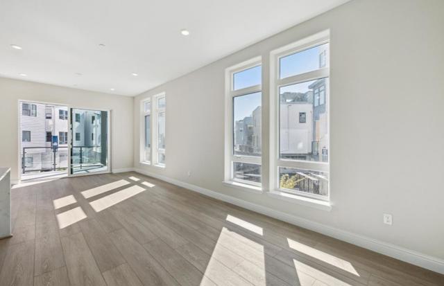 2425 Willow Way, San Mateo CA: https://media.crmls.org/mediaz/7ed1e650-7c4d-4eba-80a2-96766e6c4f23.jpg